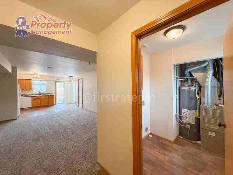 5120 North Alworth Street - Photo 5 of 28