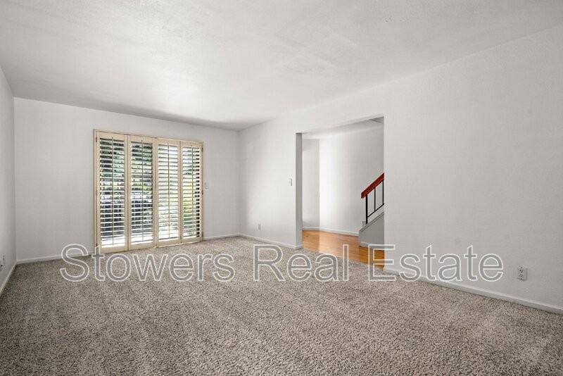 1714 Parkside Drive - Photo 6 of 26