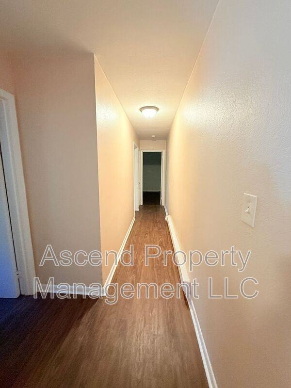 2108 Cooley St #B - Photo 6 of 13