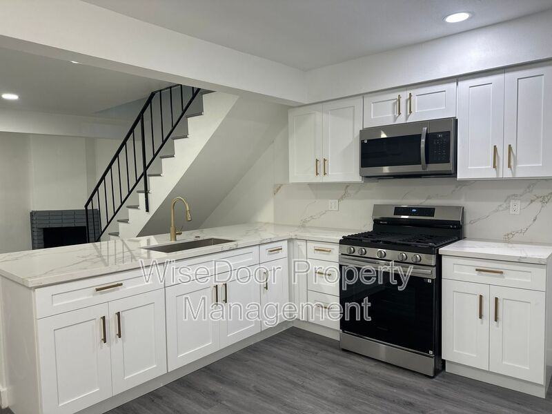 1812 E Adams Ave - Photo 7 of 13