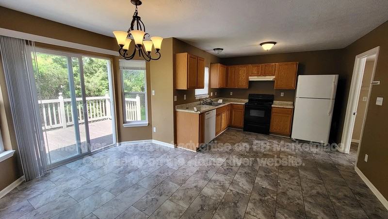 4324 Blue Spruce Ct - Photo 5 of 15