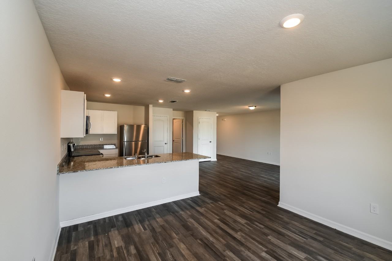 147 River Ridge Pl - Photo 7 of 17