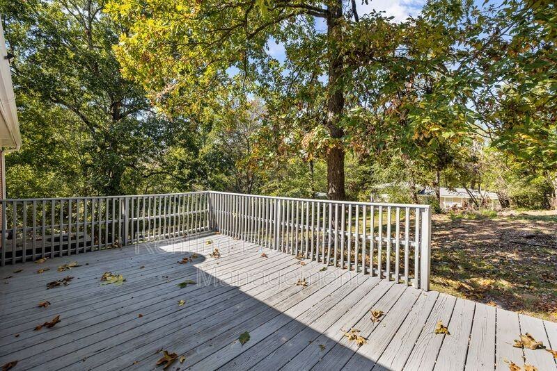 1016 Belle Meade Dr - Photo 7 of 16