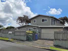 featured image of 2447 Auhuhu Street