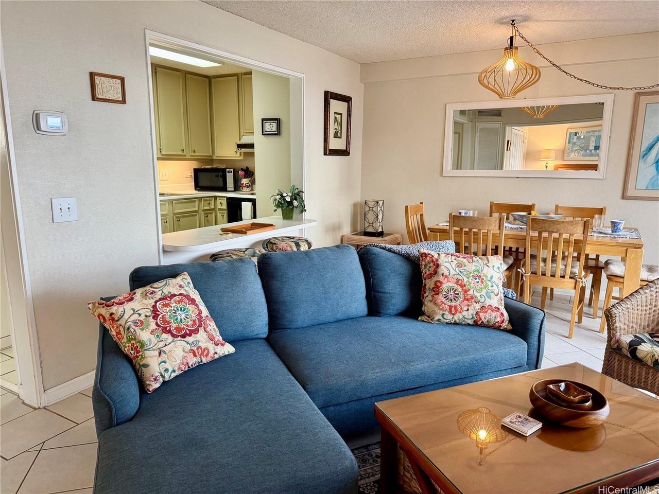 2440 Kūhiō Avenue #2105 - Photo 5 of 25