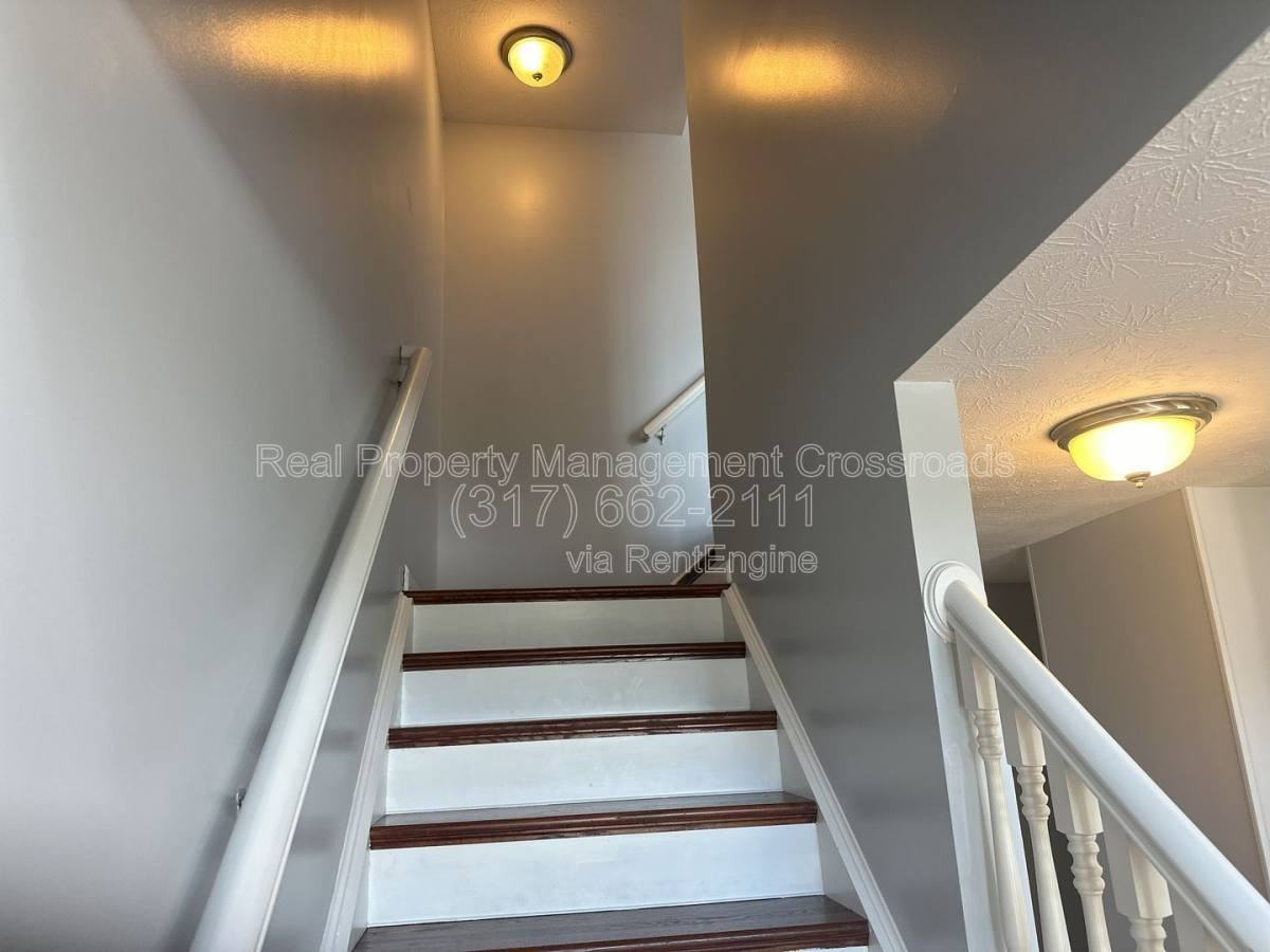 11461 Reagan Drive - Photo 6 of 10