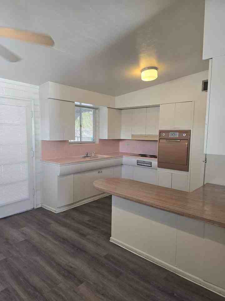 3501 E 3rd St #A - Photo 2 of 10