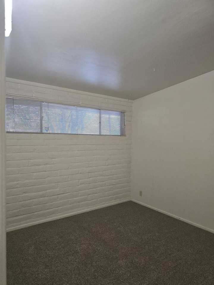 3501 E 3rd St #A - Photo 6 of 10