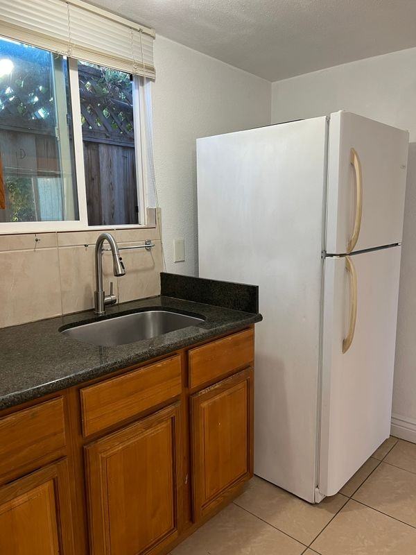 1676 140th Avenue - Photo 3 of 10