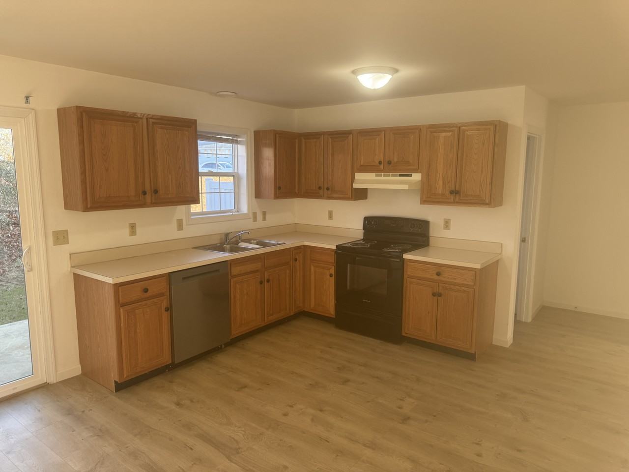 164 Heatherwood Drive - Photo 3 of 18