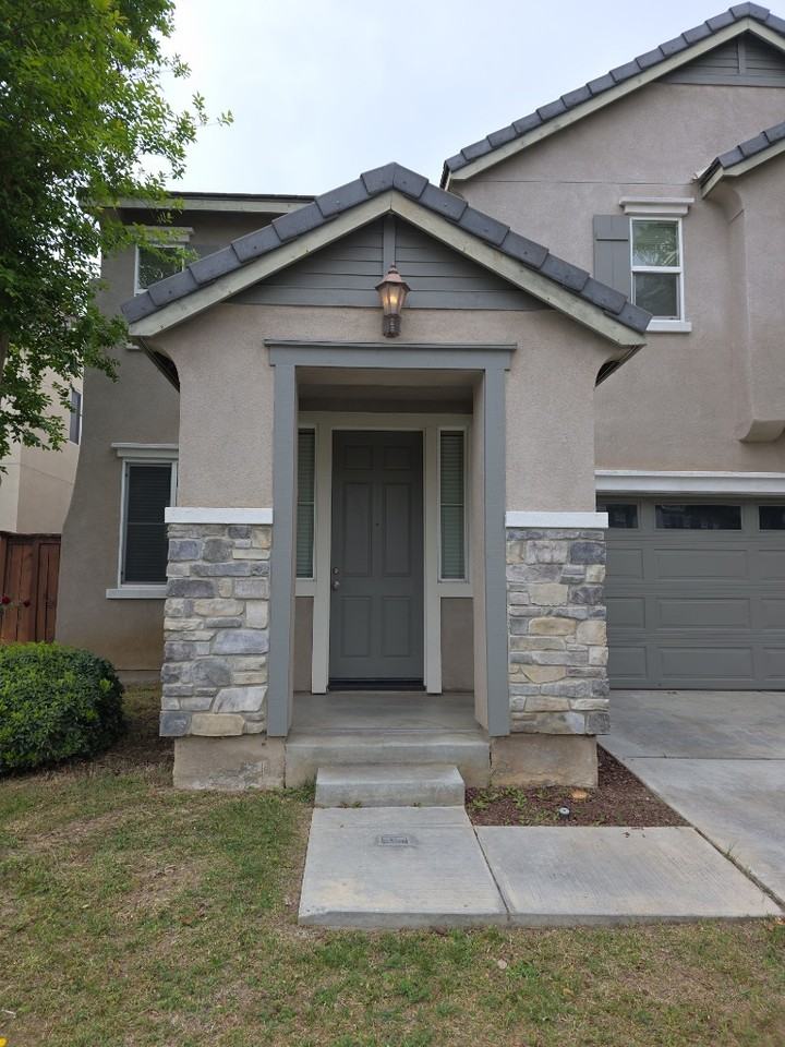 1737 Dobell Street - Photo 3 of 50