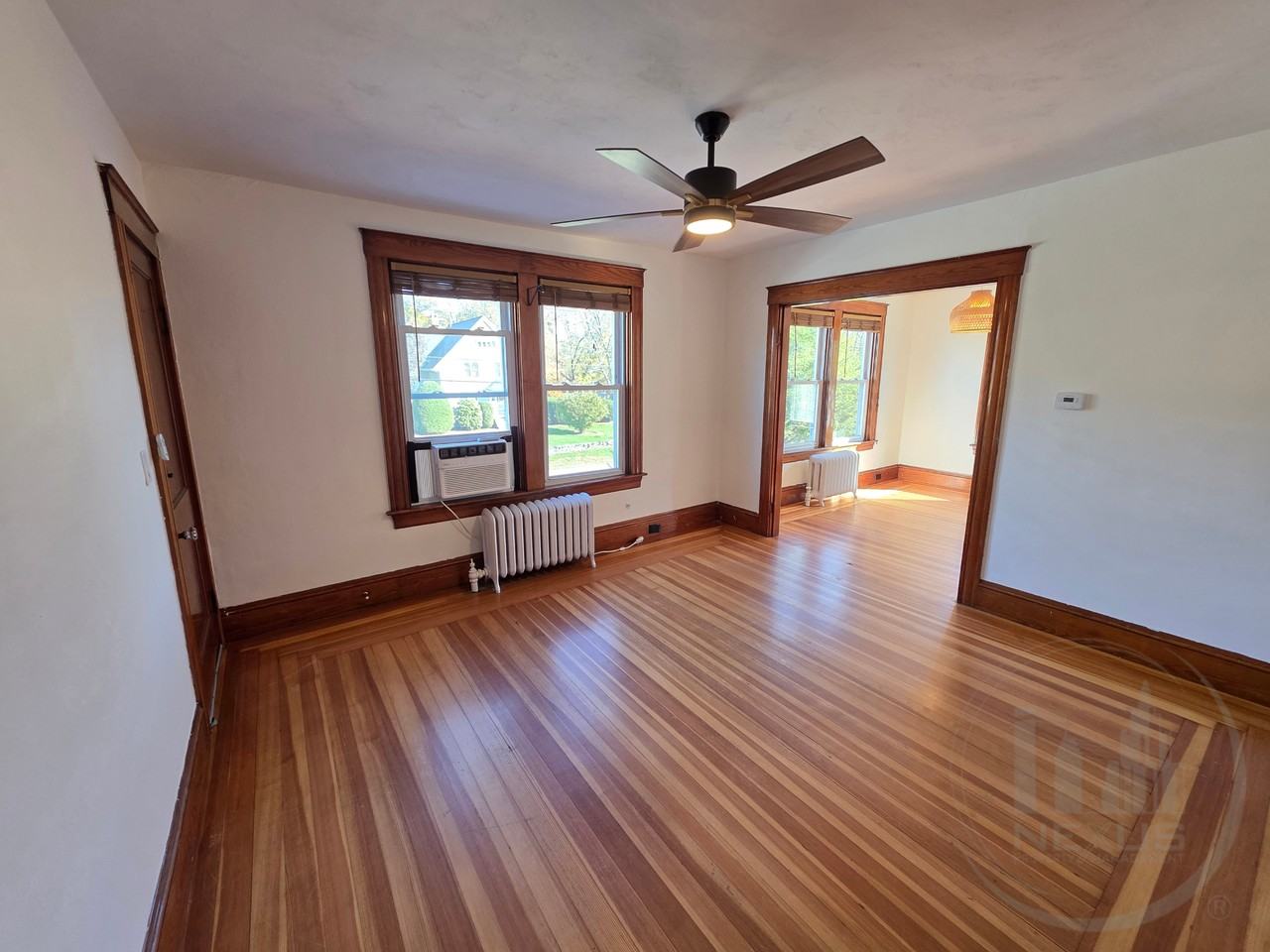 375 Pleasant St - Photo 2 of 18