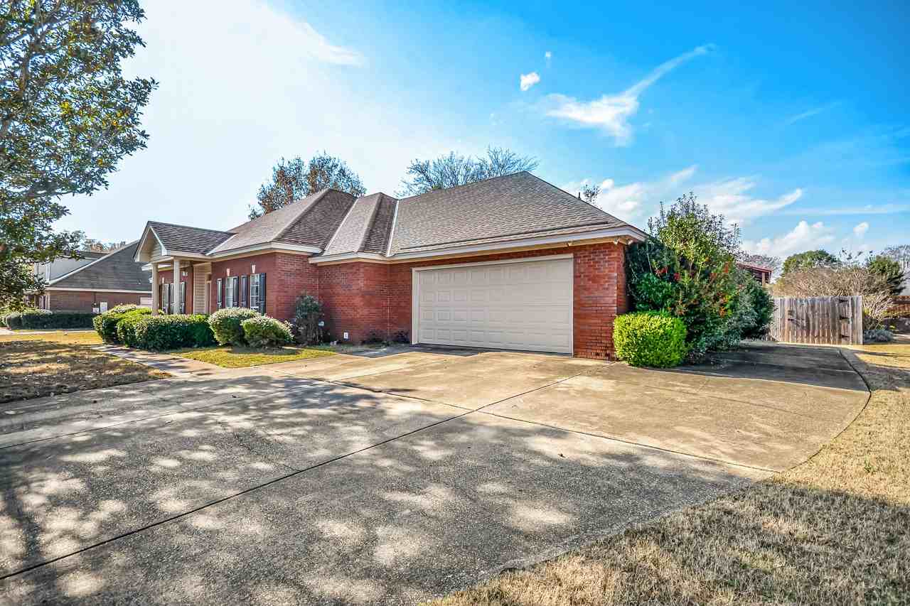 513 Whistlewood Road - Photo 3 of 29