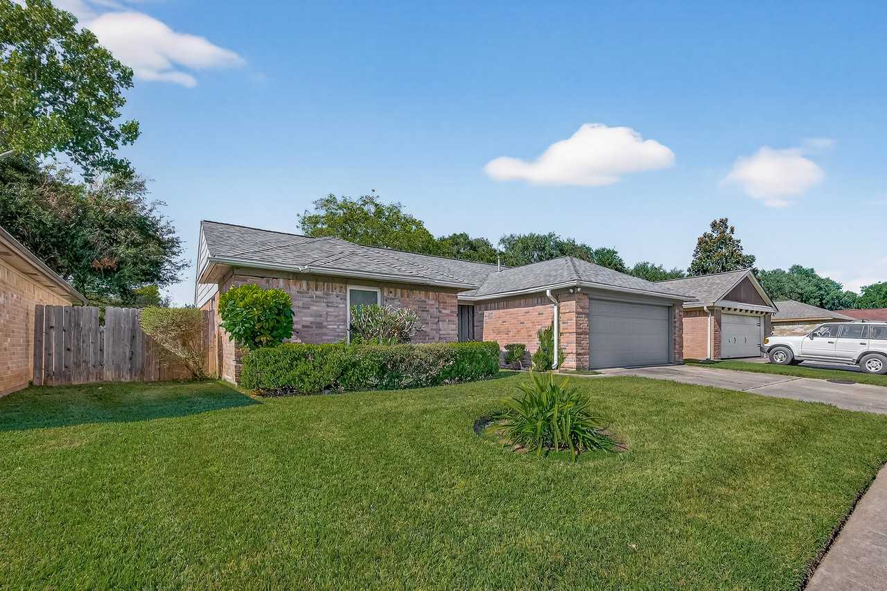 2510 Old Fort Rd - Photo 2 of 41