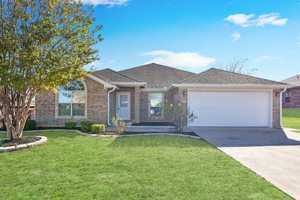 featured image of 4202 Maid Marian Loop