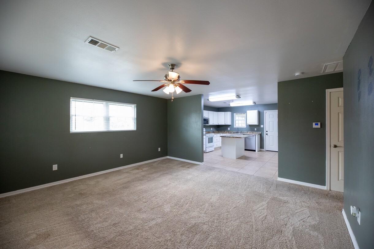 2505 Donnelly Rd - Photo 5 of 9