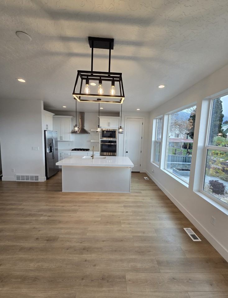 397 Union Avenue - Photo 3 of 26
