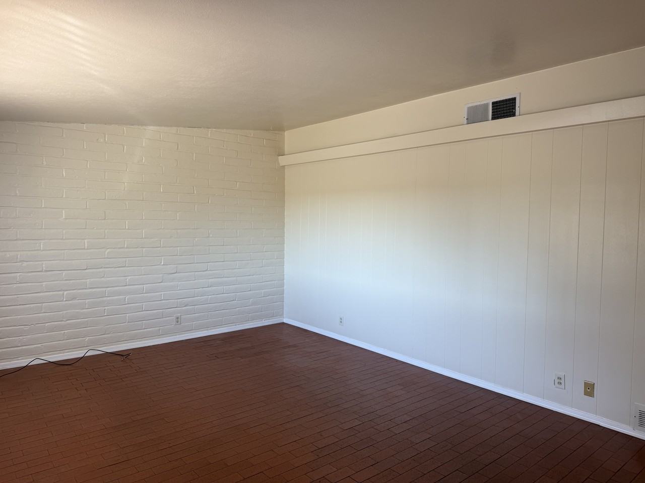 1511 E Limberlost Dr - Photo 3 of 20