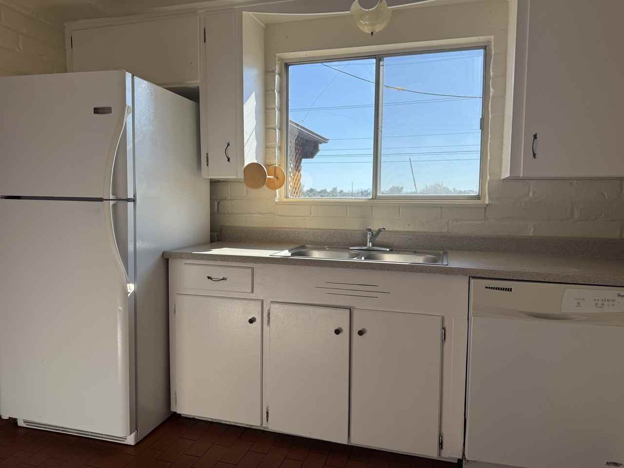 1511 E Limberlost Dr - Photo 4 of 20