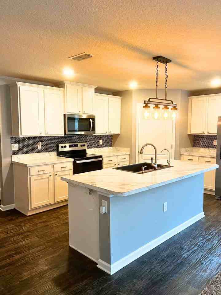 129 Holston Cir - Photo 3 of 27