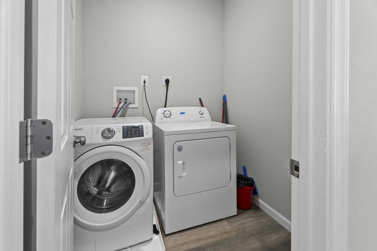 2104 Allendale Rd #4 - Photo 5 of 12