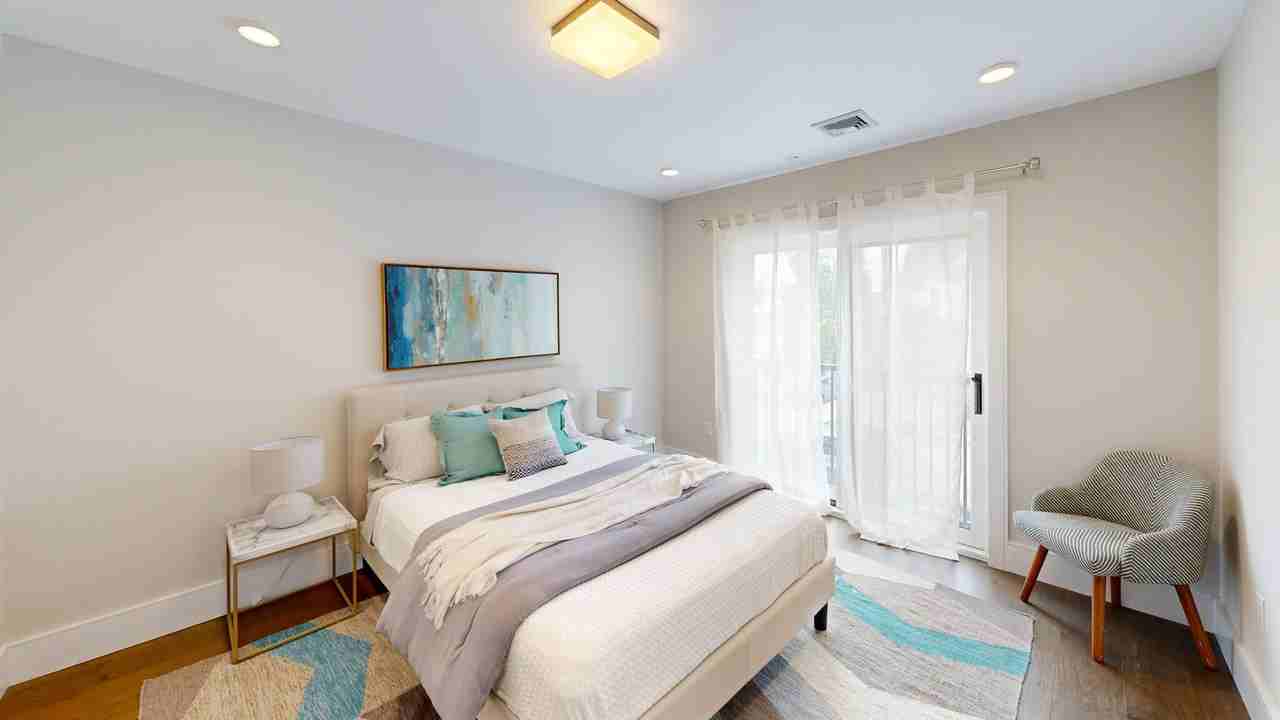 214 Market St #203D - Photo 6 of 17