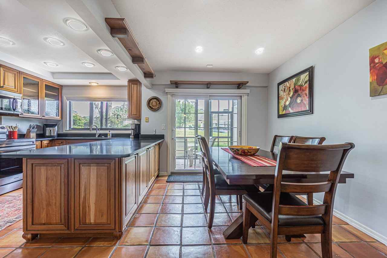 5427 Villa Deste Ct - Photo 7 of 34