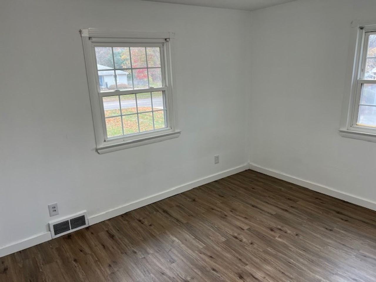 602 Longmere Dr - Photo 6 of 12