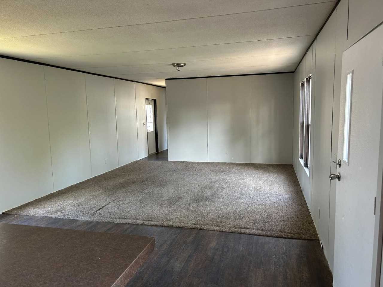 127 Guadalupe Street - Photo 3 of 7