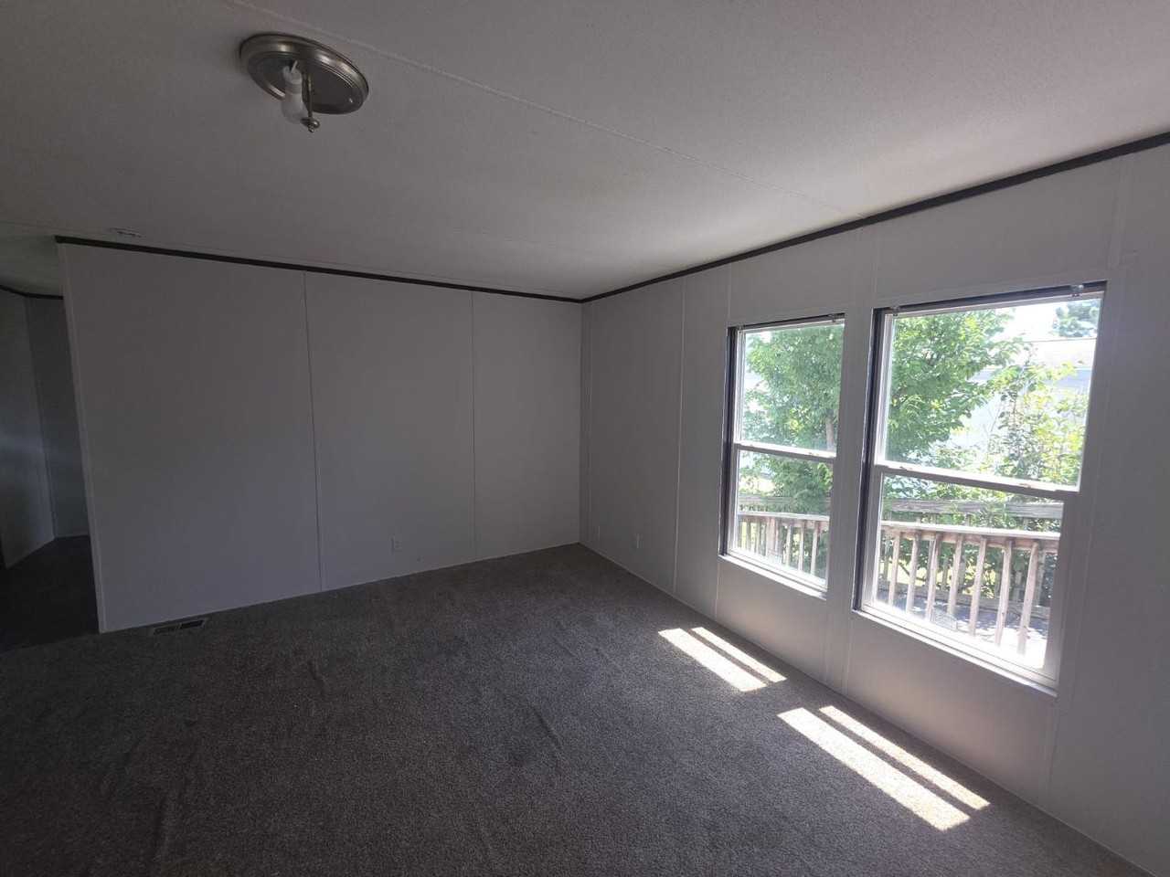 127 Guadalupe Street - Photo 6 of 7