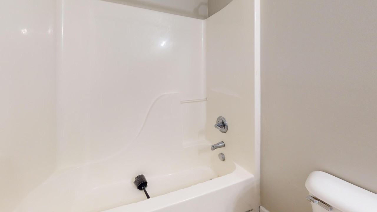 3735 Lochdale Terrace - Photo 4 of 20