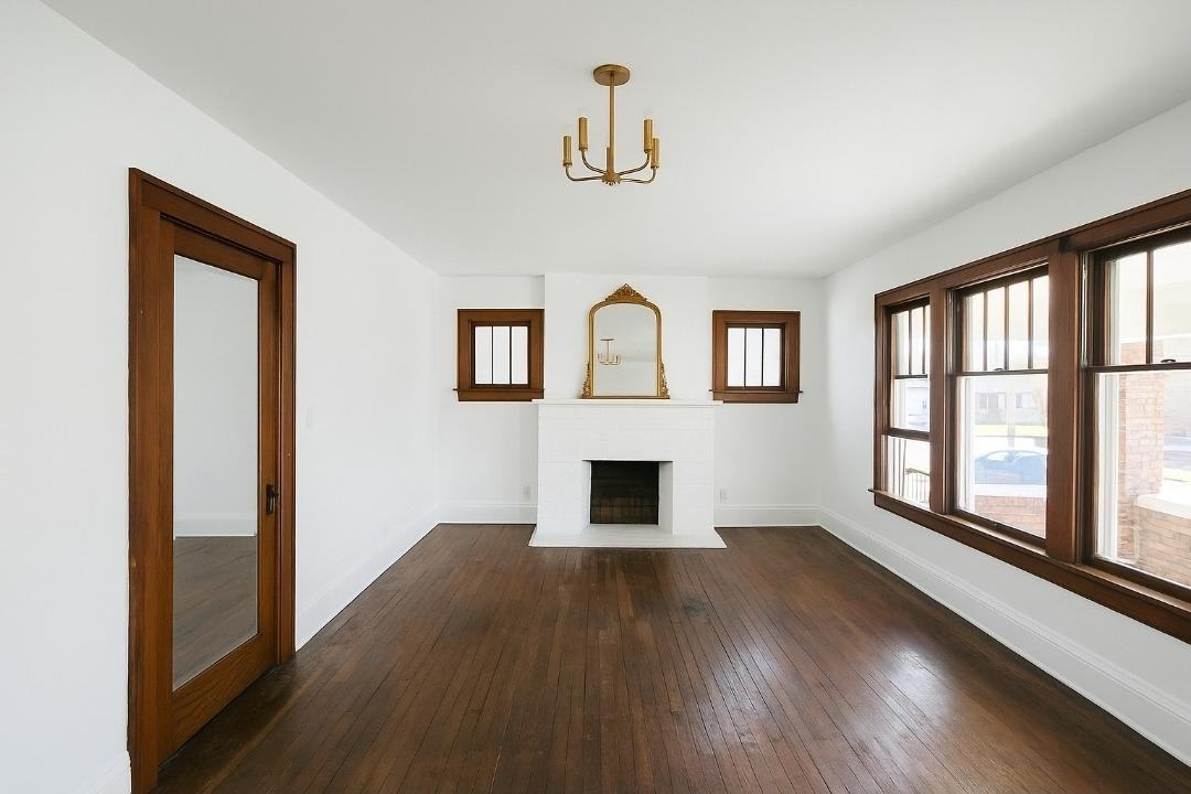 107 Dawes Ave - Photo 3 of 14