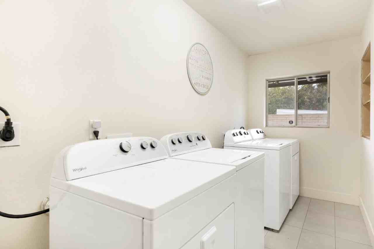 Ventura - Photo 4 of 8