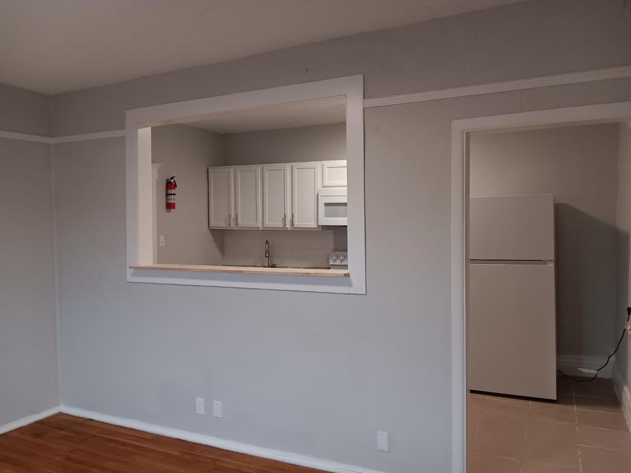 916 W Jackson St - Photo 7 of 10