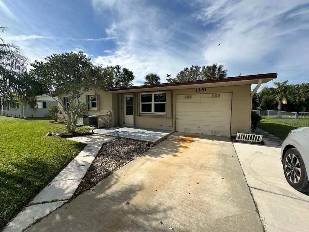 1251 Forsyth Drive - Photo 5 of 20