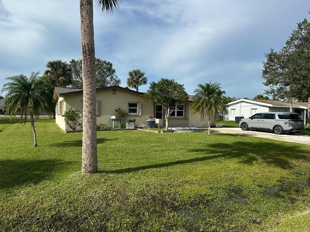 1251 Forsyth Drive - Photo 7 of 20