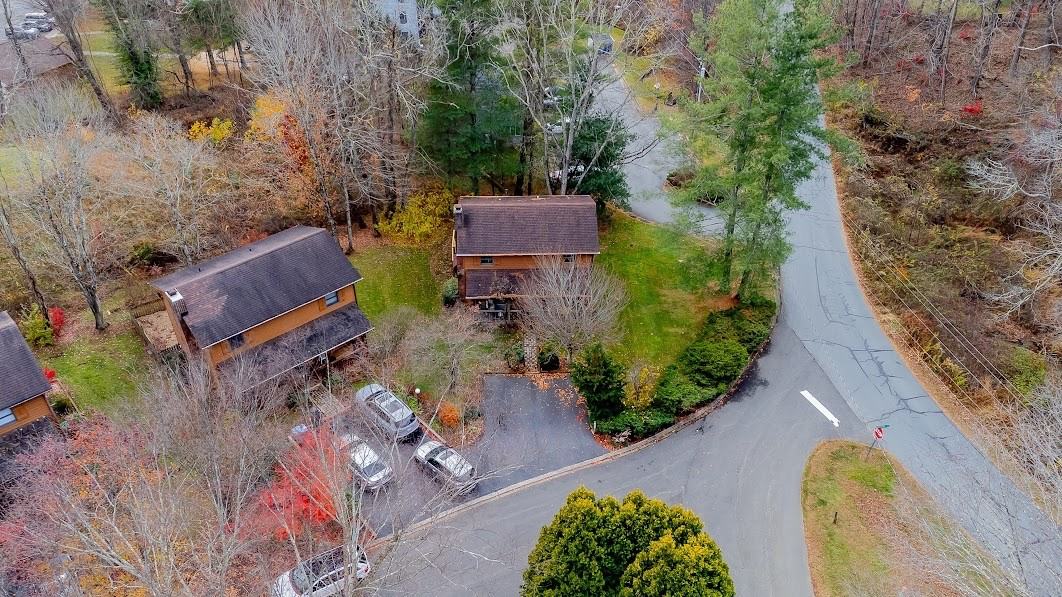 112 Wickham Square - Photo 5 of 20