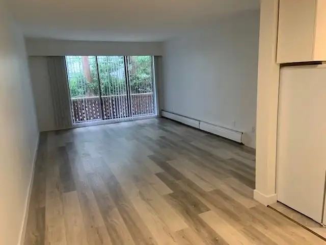 136 West 5th Street - Photo 2 of 13