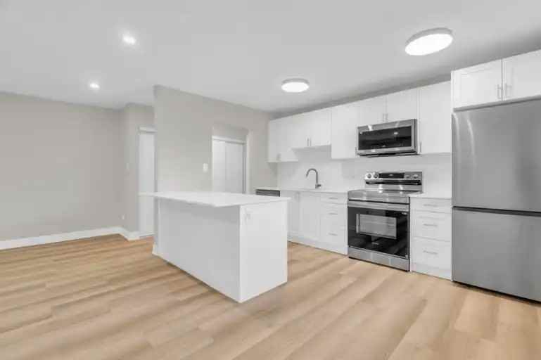 163 Macgregor Crescent - Photo 3 of 18