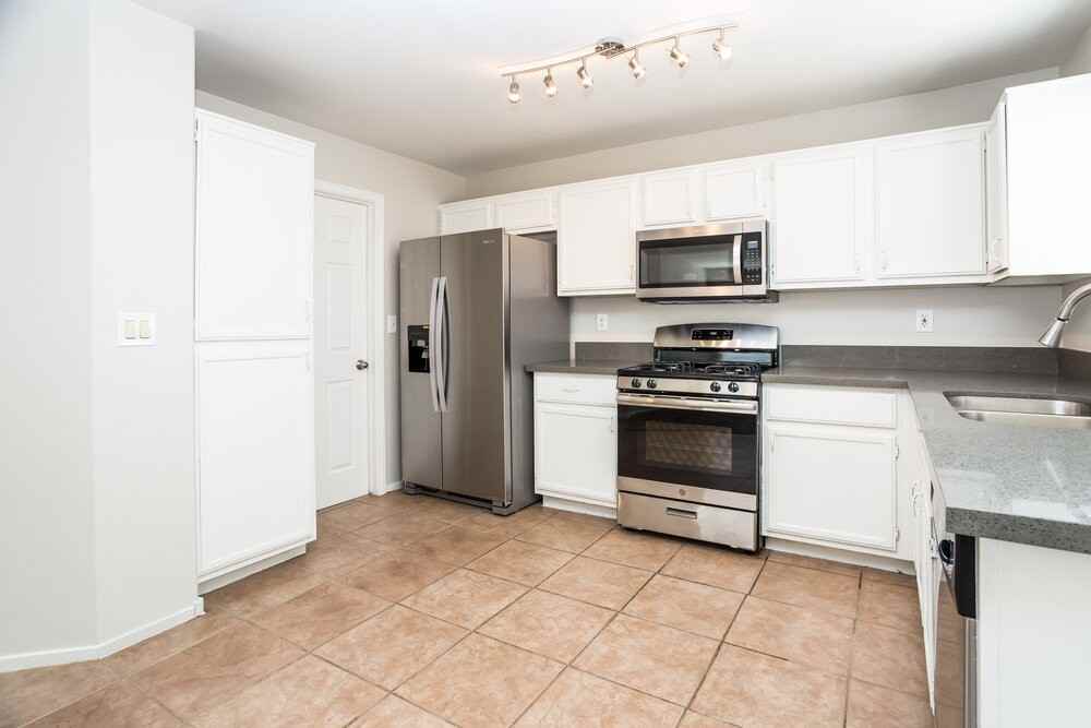 2331 Catskill Ct - Photo 7 of 15