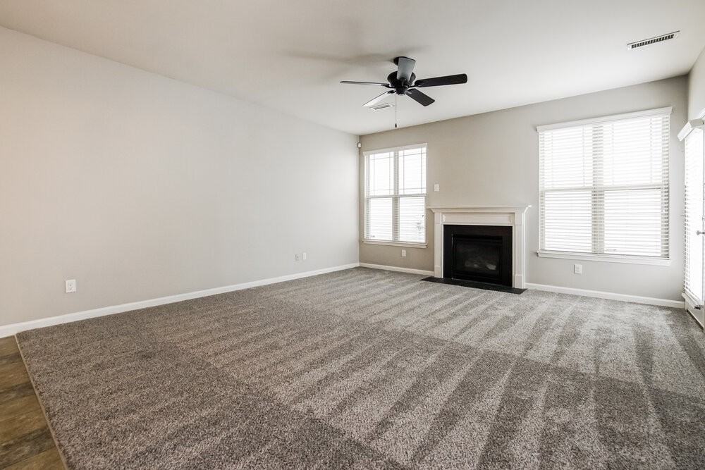 35 Wensley Ct - Photo 4 of 17