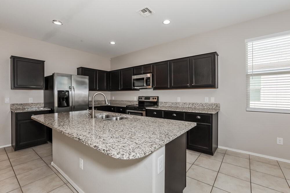 5032 E Black Opal Ln - Photo 7 of 16