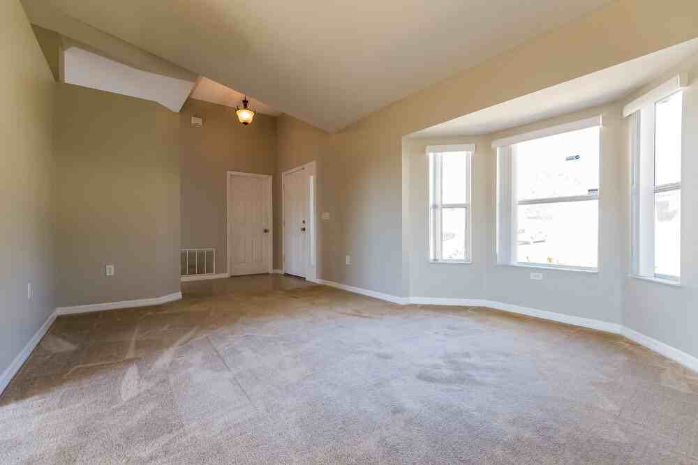 1480 Muir Cir - Photo 3 of 15