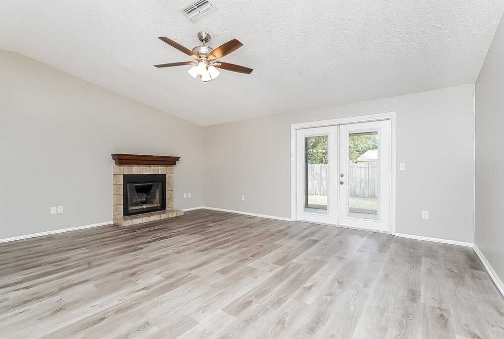 633 Timber Bay Cir W - Photo 4 of 16