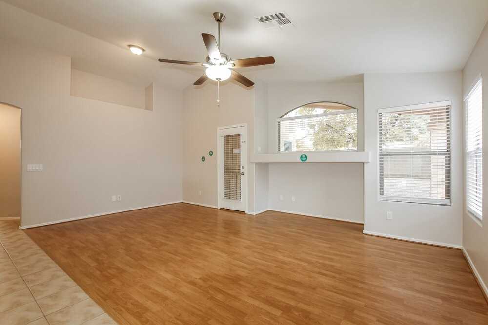 13928 N 133rd Ln - Photo 3 of 16