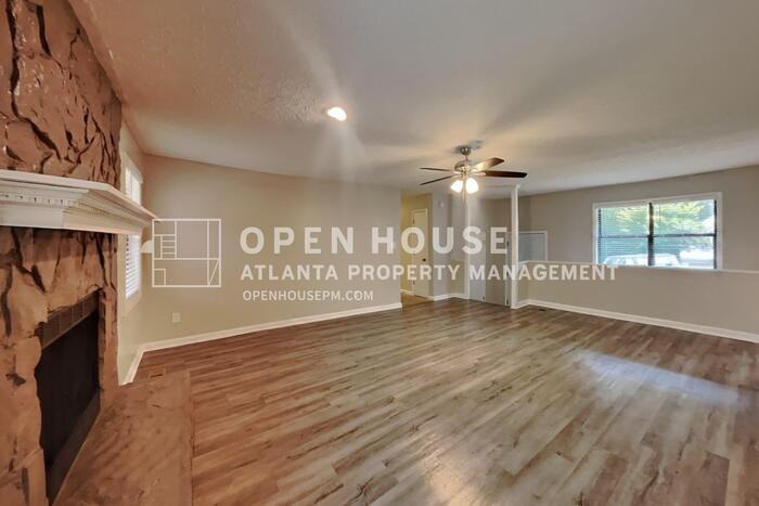 4730 Spring Gate Dr - Photo 6 of 23