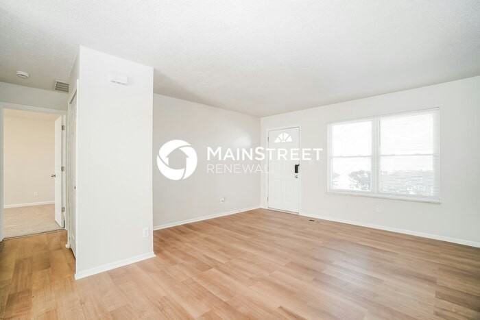 5761 Ricardo Dr - Photo 4 of 18