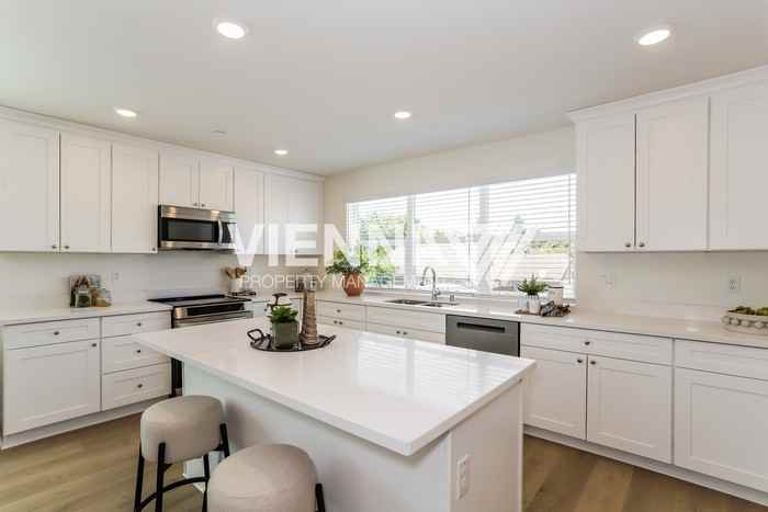 8002 Quiet Knolls Dr - Photo 6 of 16