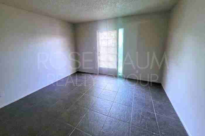 1726 E 6th Ave #1726 - Photo 6 of 10