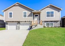 702 Poplar Court - Photo 1 of 1